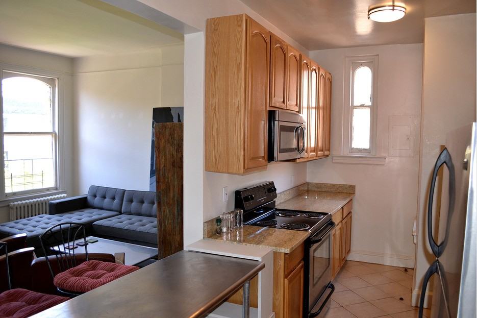 815 Carroll St #4F - Photo 3 of 5