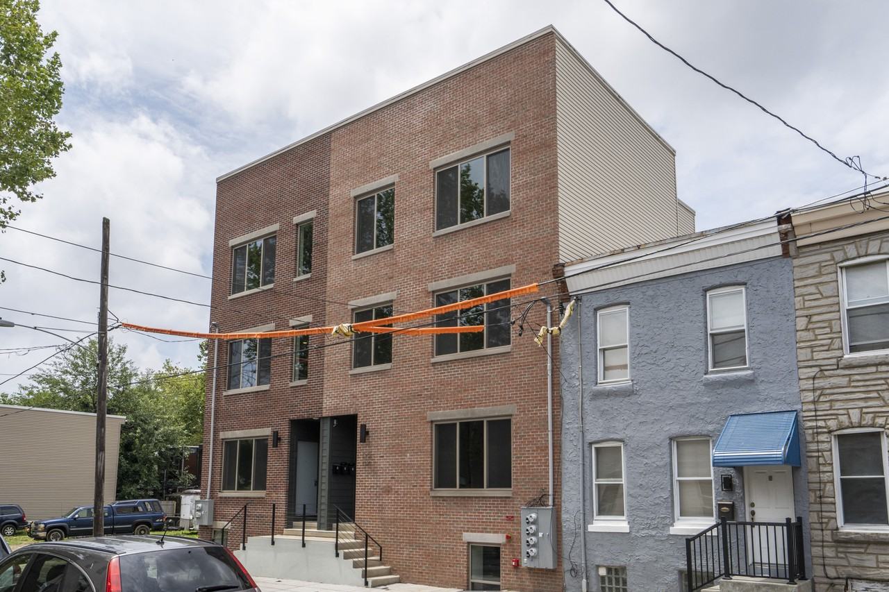 1312 Grove St- Unit 2 - Photo 3 of 5