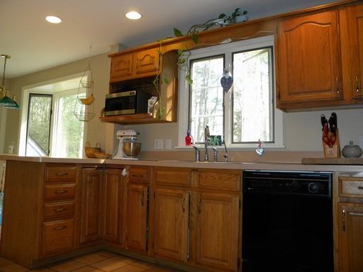 32 Country Ln - Photo 3 of 19