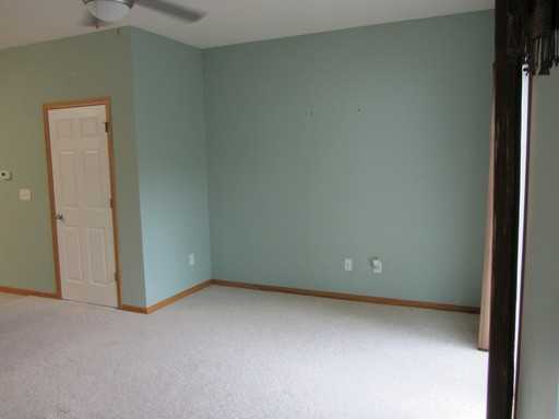 86 Thistle Ct - Photo 3 of 19