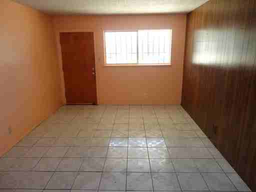 2032 Solano Dr - Photo 3 of 24