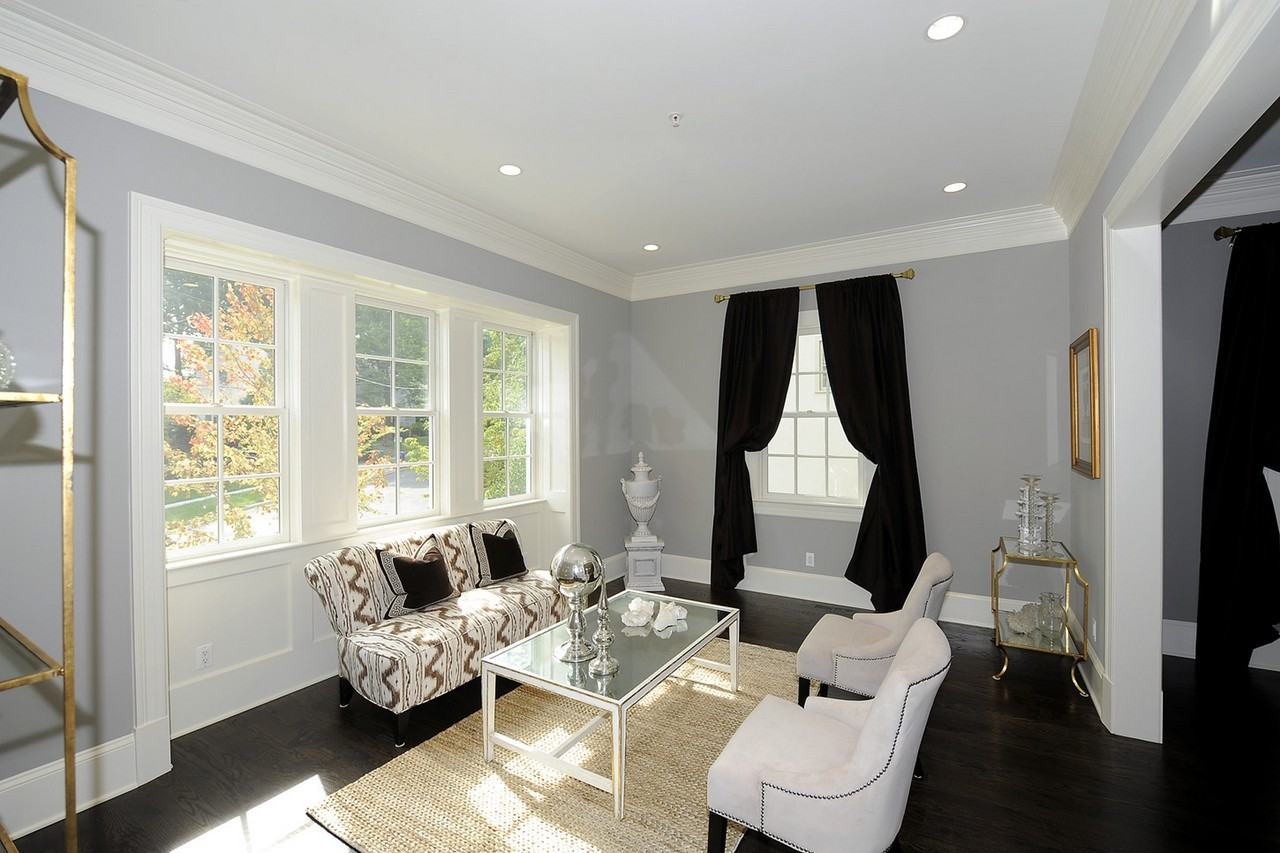 2858 29th Pl NW - Photo 3 of 27