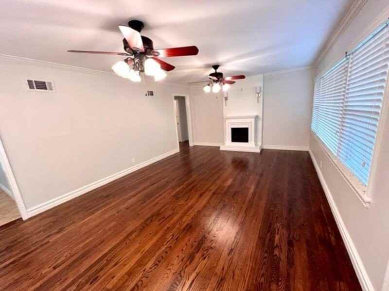 4613 E 24th Pl - Photo 2 of 14