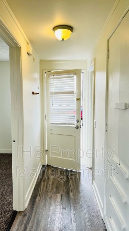 1209 George Washington Way #35 - Photo 6 of 6
