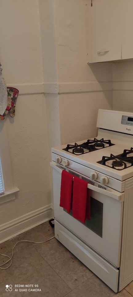 RAINBOW BEACH APARTMENTS E 78TH ST - Photo 2 of 5