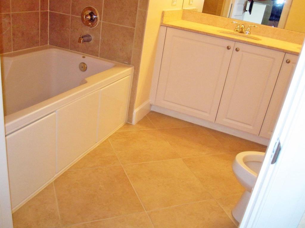 1690 Renaissance Commons Blvd #1629 - Photo 7 of 18