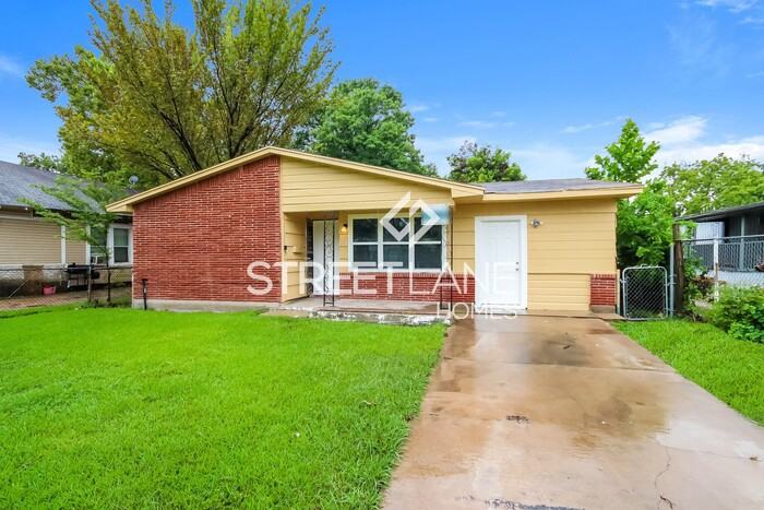 514 Rouse St - Photo 2 of 15