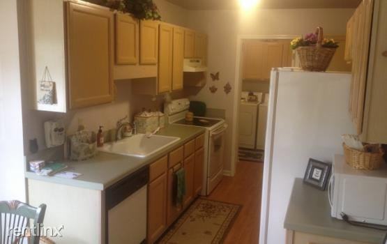 2776 Maple Forest Dr - Photo 3 of 5