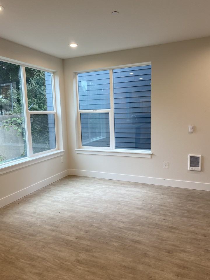 3291 Southeast 122nd Avenue #1 - Photo 6 of 13