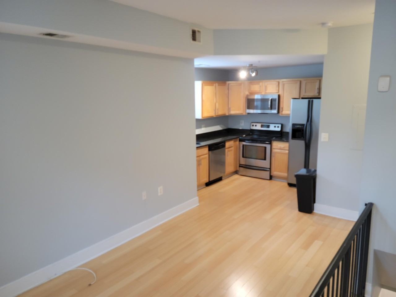 1106 Columbia Rd Nw #1 - Photo 3 of 21