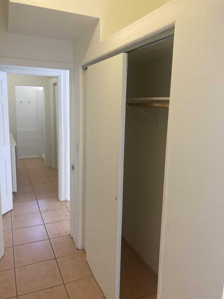 3043 N Park Ave #3043 - Photo 7 of 17