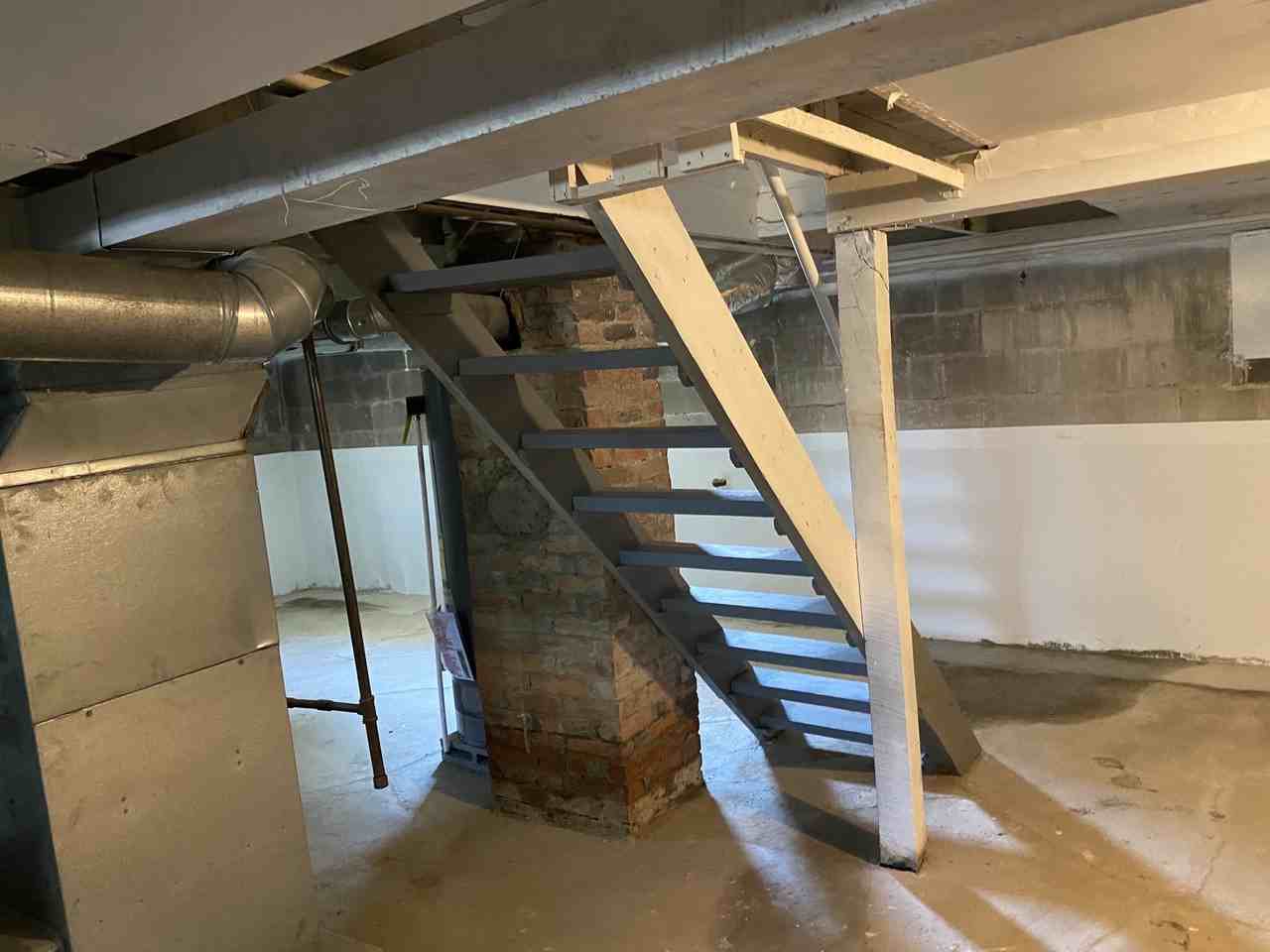 2322 Fairmont Ave #1 - Photo 5 of 11