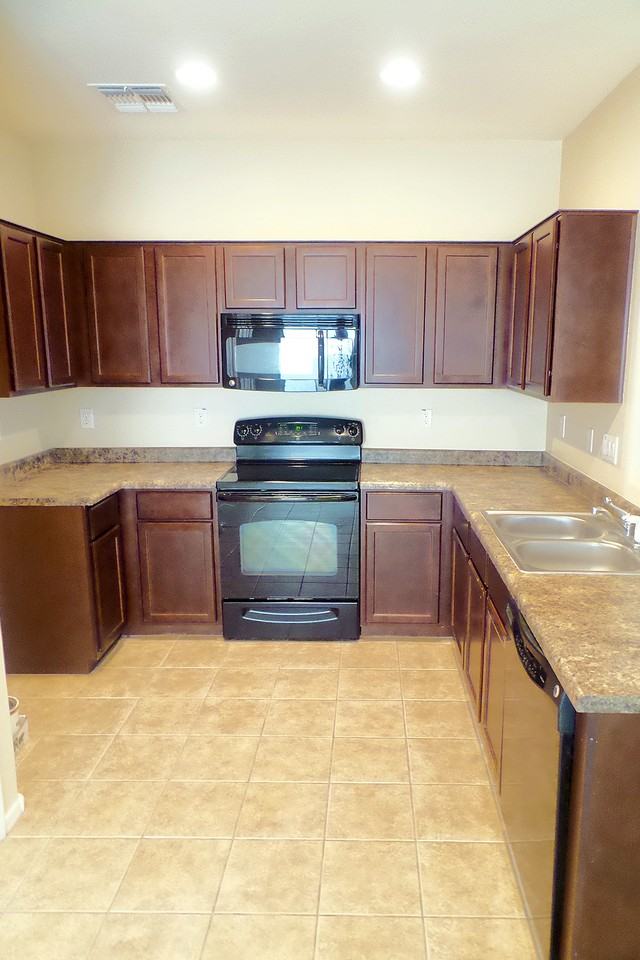 3798 E Trigger Way - Photo 3 of 16