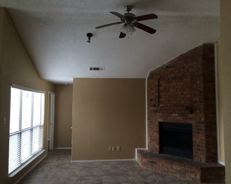 101 Caprock Dr - Photo 2 of 10