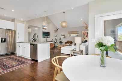 713 Emory Dr - Photo 3 of 30