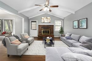 featured image of 3513 Ne Stanton St #1