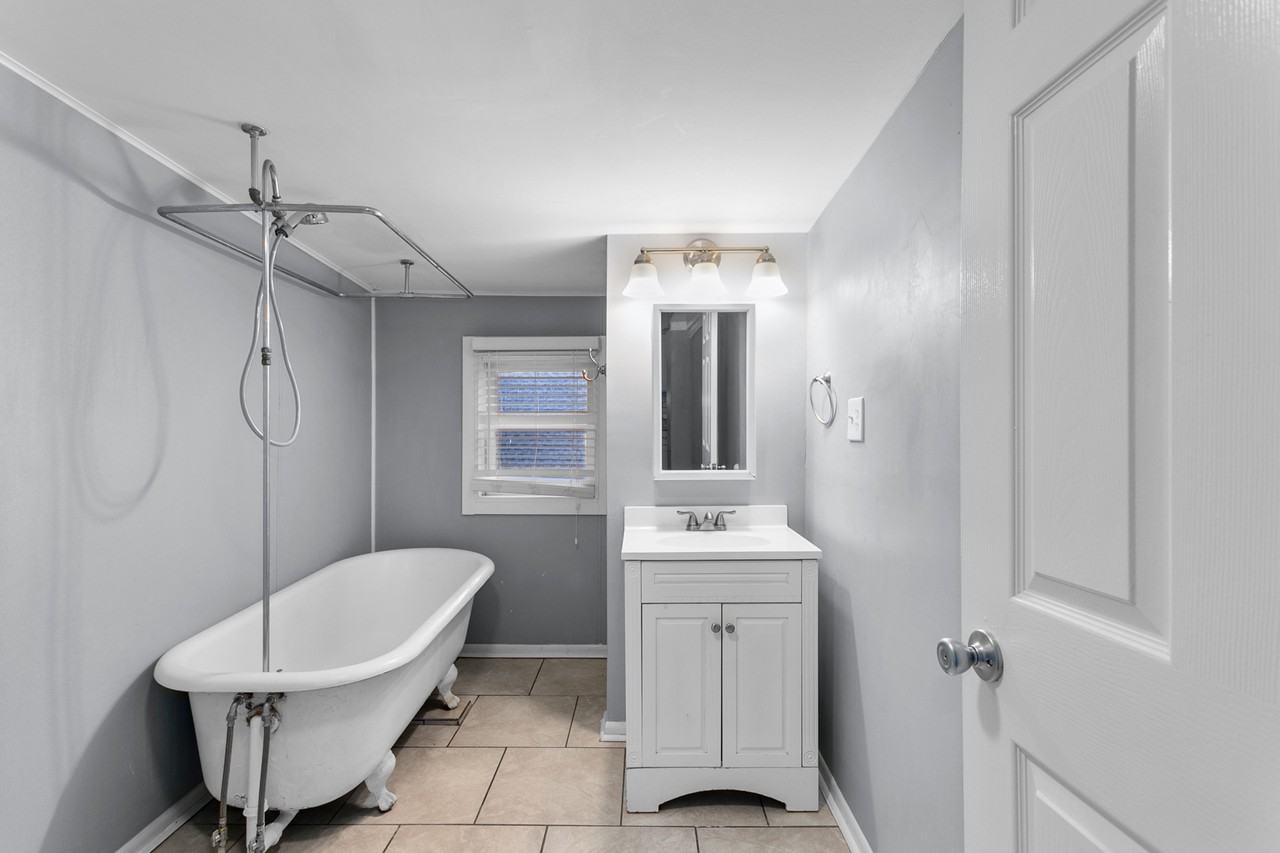 4132 Locust St #2 - Photo 4 of 18