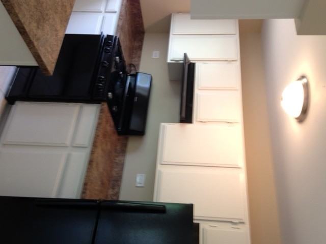 3361 Windsor Ln - Photo 2 of 18