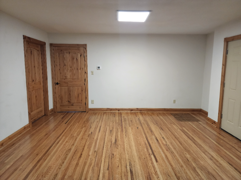 1634 S College Ave - Photo 3 of 12