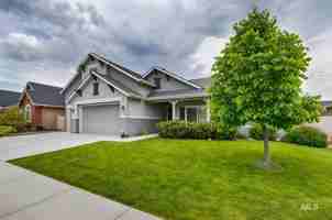 featured image of 1115 W Olds River Dr