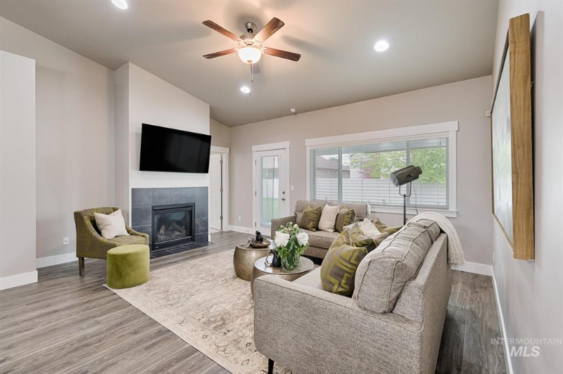 1115 W Olds River Dr - Photo 6 of 26