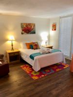 featured image of 121 Lakeside Villa