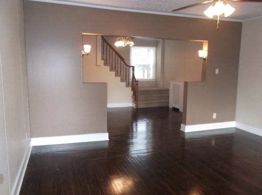 690 Tacoma St - Photo 2 of 13