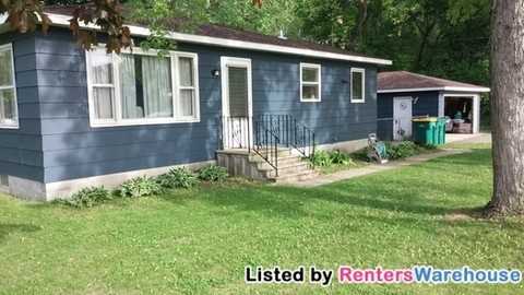 301 Frink Ave - Photo 2 of 10