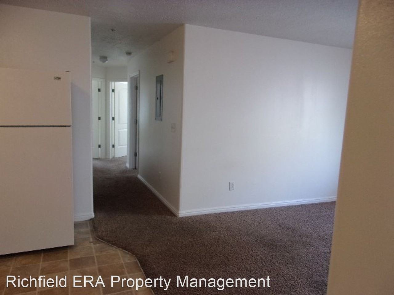 811 W 50 N - Photo 2 of 16