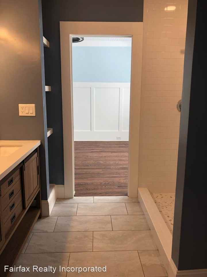 1909 Taylor St - Photo 3 of 27