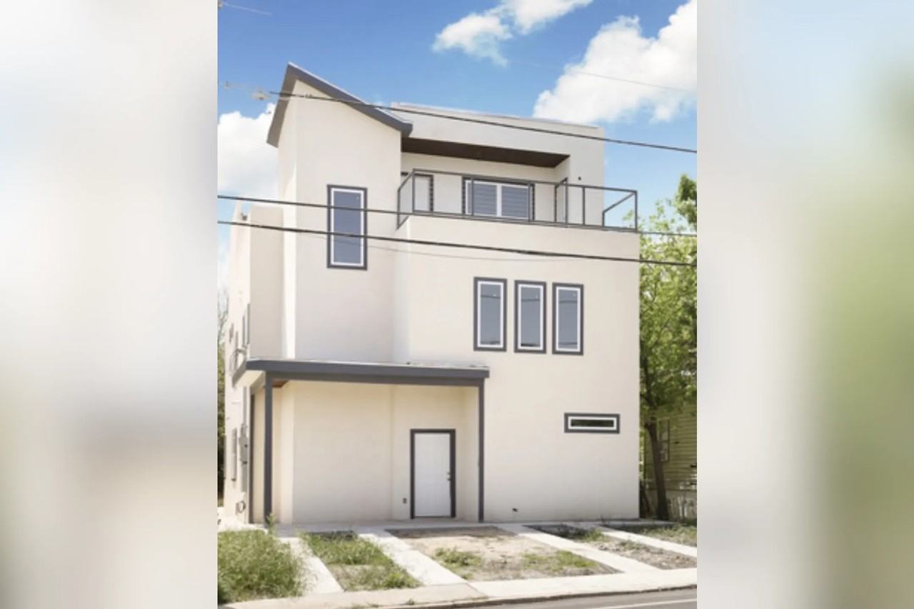 2406 Martin Luther King Dr - Photo 3 of 19