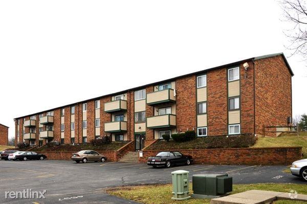 Willowbrook Estates Apartments 4578 Roxbury Cir, Batavia, OH 45103