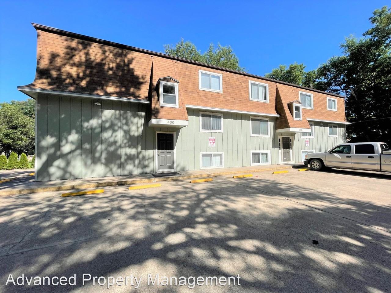 428/430 N. 6th Street - Photo 2 of 8