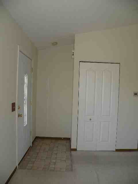 918 Westview Ct - Photo 3 of 23