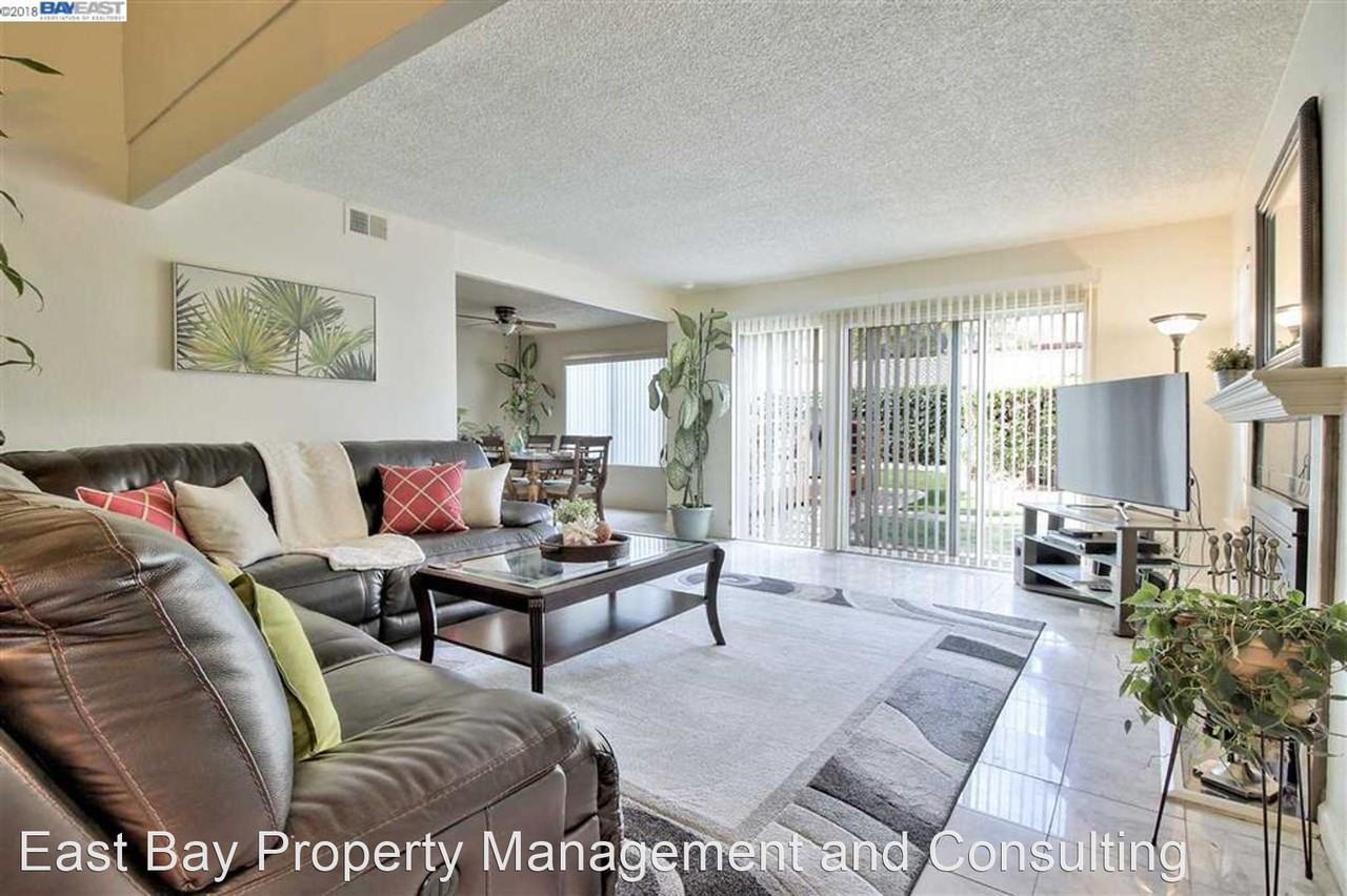 6283 Lido Ct - Photo 2 of 24