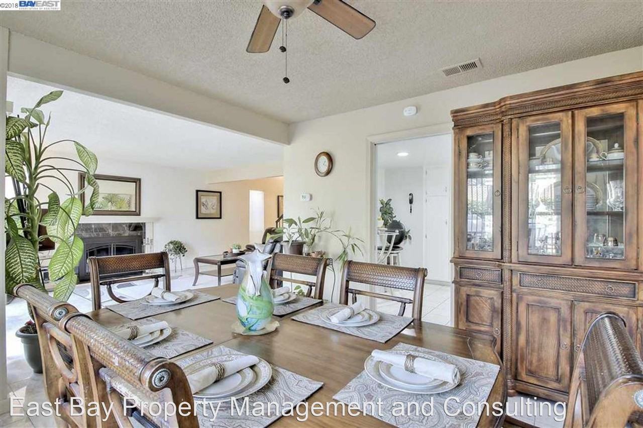 6283 Lido Ct - Photo 3 of 24