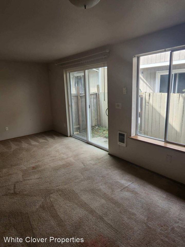 1612 E 34th St Apartments in Eastside, WA 98404 Zumper