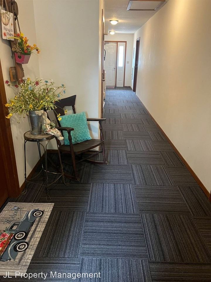 St Stephen's Apartments - Photo 3 of 6