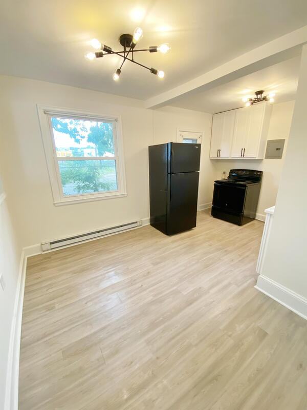 306 N Ireland St - Photo 4 of 9