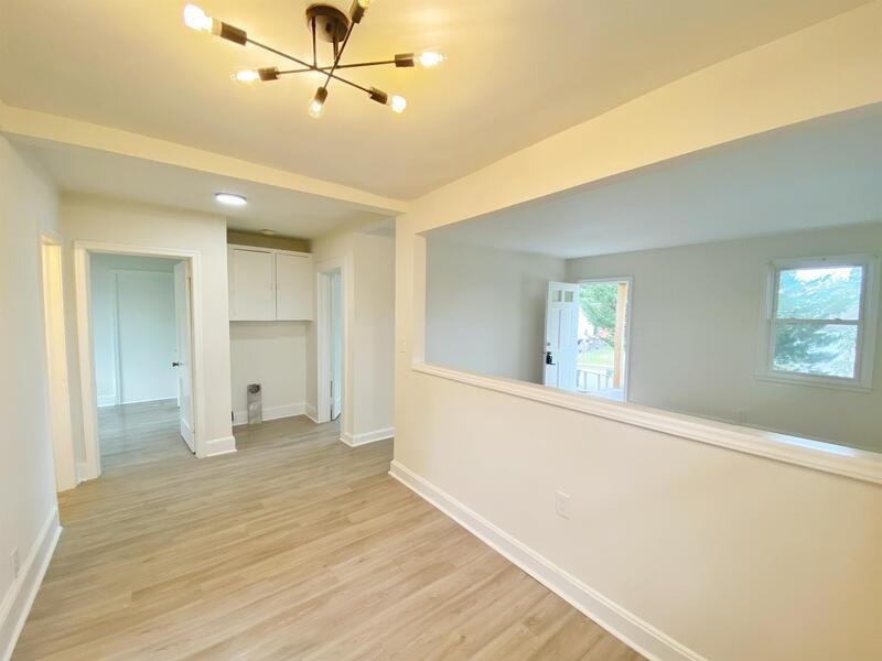 306 N Ireland St - Photo 5 of 9