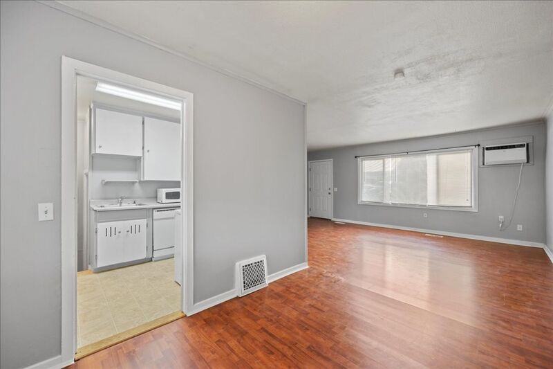 1405/1407 Marshall Ave. #1407 - Photo 5 of 16