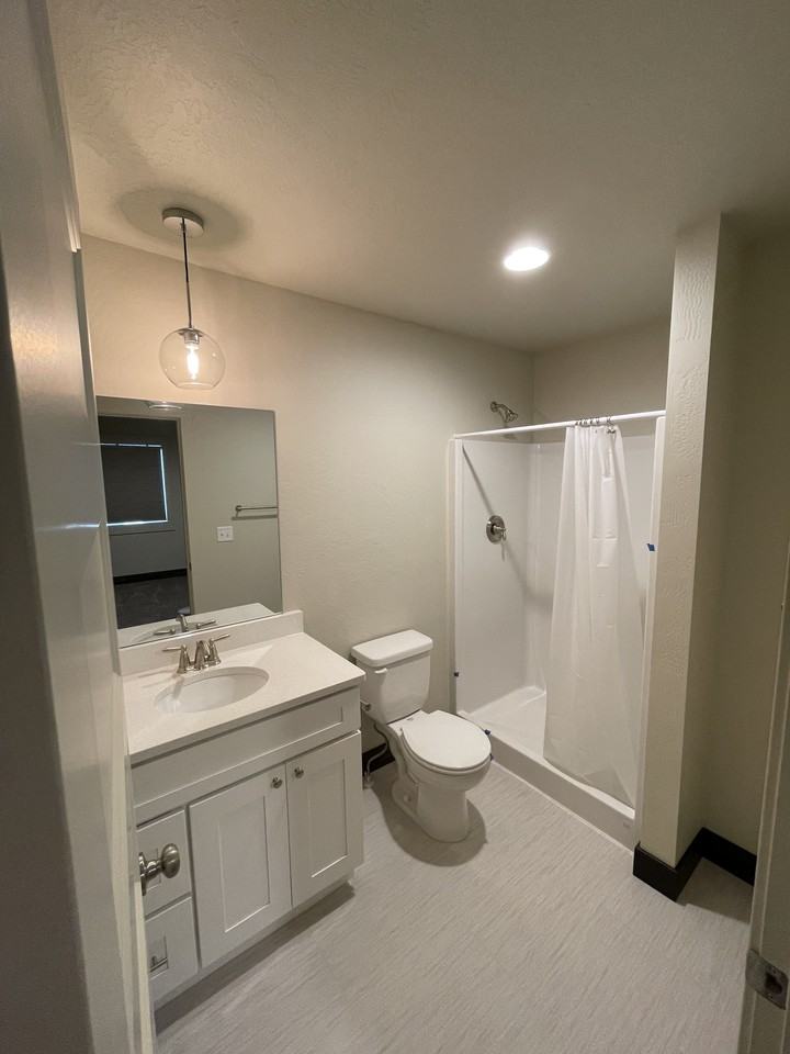 833 Lake Francis Dr - Photo 2 of 18