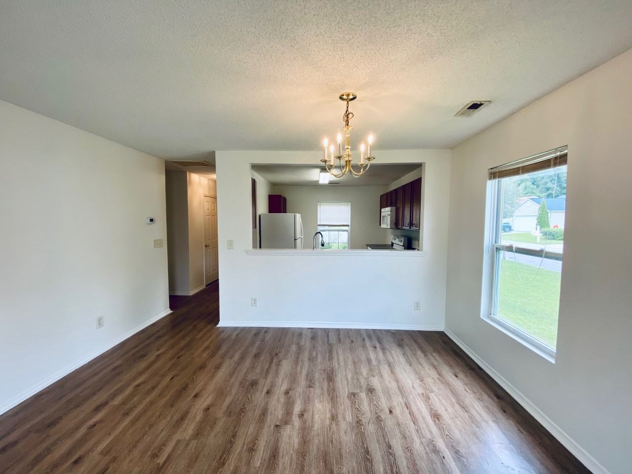 230 Bellegrove Dr - Photo 7 of 29