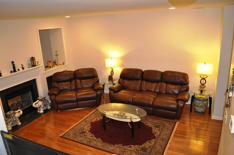 46 Hoover Ave - Photo 3 of 25