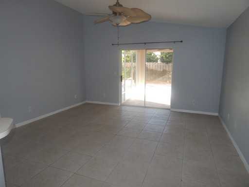 8658 Jessup Ct - Photo 2 of 5