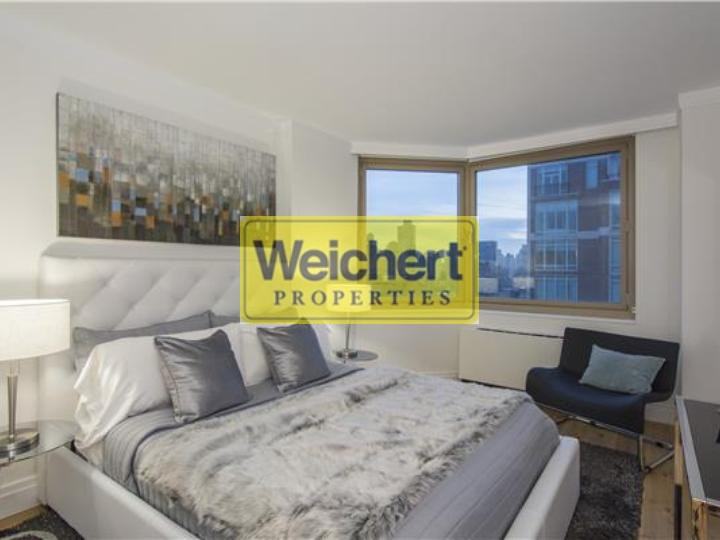 230 St Nicholas Ave 3BR - Photo 2 of 4