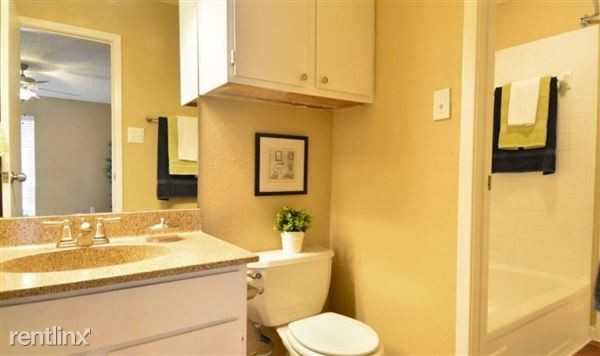 Red Oak Dr - Photo 3 of 15