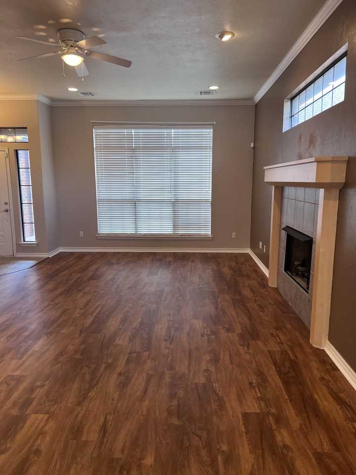 1226 North Canyon Road - Photo 2 of 21