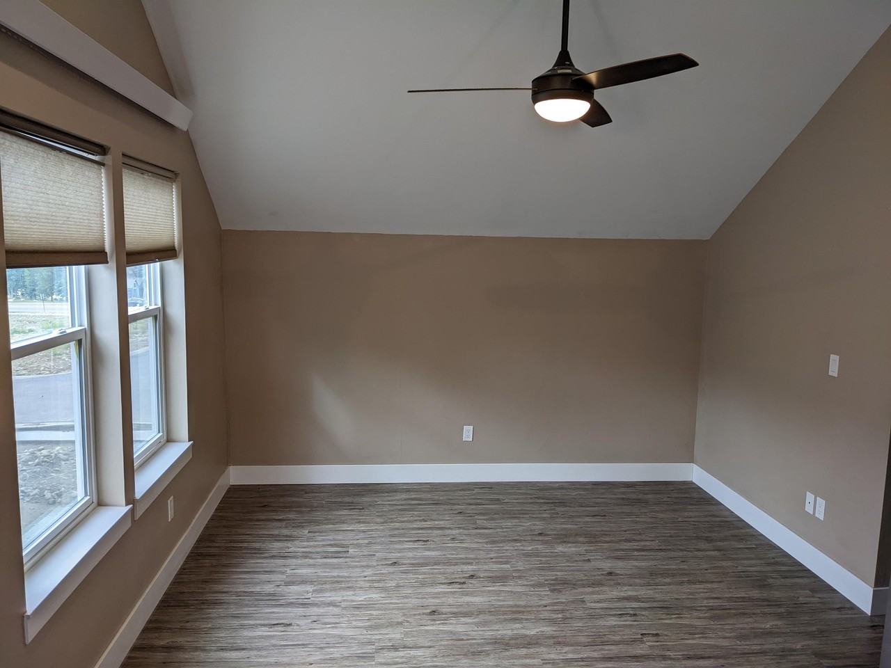 1302 Silver Vault St #1 - Photo 6 of 9