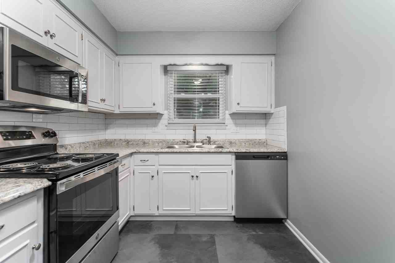 10219 W 53rd St #10219 - Photo 2 of 18